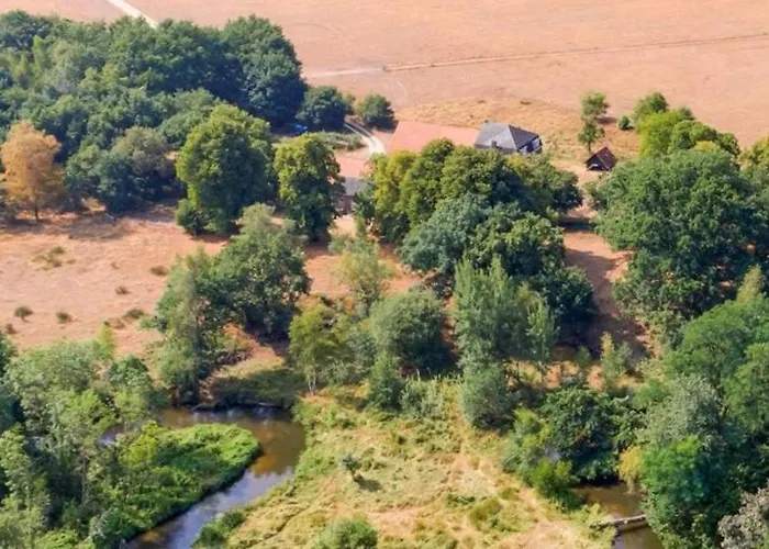 Bed & Breakfast Houterhoeve 3*